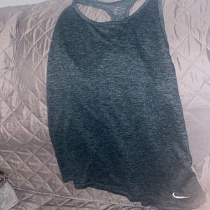 Razorback Nike Dri-Fit Gym shirt in pink size: M